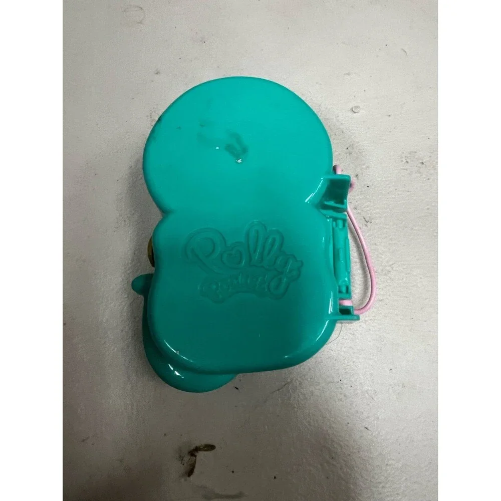Polly pocket turquoise otter play set